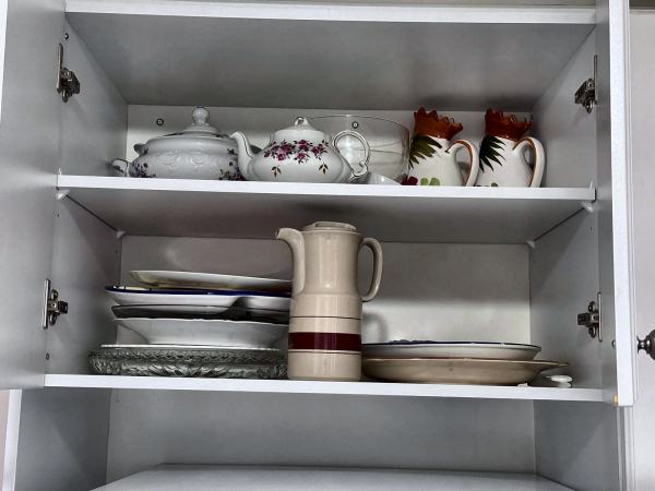 Estate sale item, photo 7