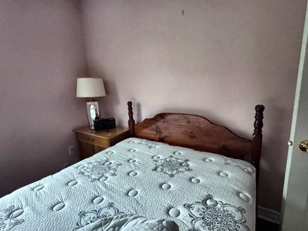 Estate sale item, photo 20