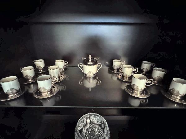 Estate sale item, photo 23